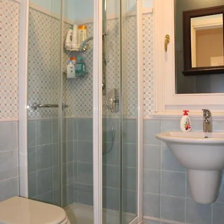 아파트 Helas By Holidays