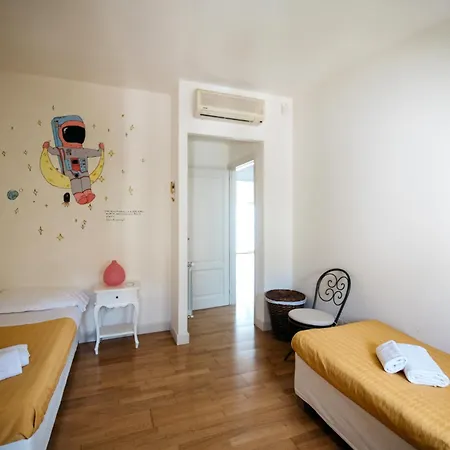 아파트 Helas By Holidays *