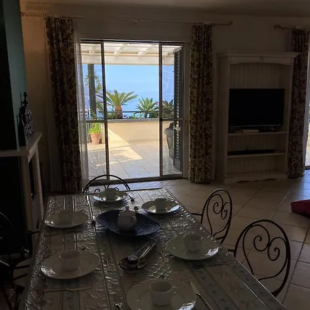 Helas By Holidays Appartement Taormina